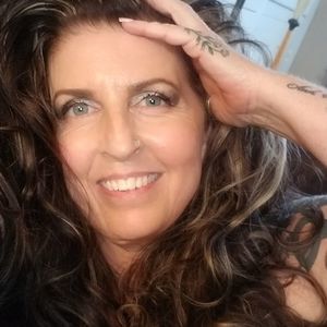 Meet your Posher, Carol